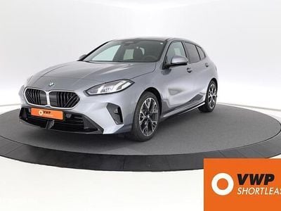 Grijs Gebruikt 2025 BMW 120 Comfort Edition Hatchback | € 38.850 (Eerlijke prijs)