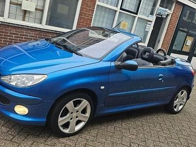 Blauw Gebruikt 2004 Peugeot 206 CC Cabriolet | € 975 (Eerlijke prijs)