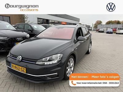 Grijs Gebruikt 2020 VW Golf VIII Comfortline Stationwagen | € 18.850 (Eerlijke prijs)