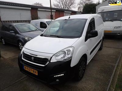 Overige Gebruikt 2018 Peugeot Partner Premium MPV | € 4.190 (Goede deal)