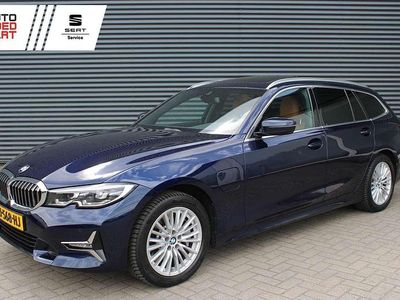 BMW 330e