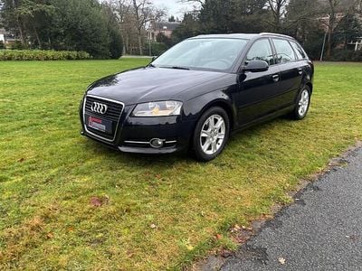 Zwart Gebruikt 2012 Audi A3 Sportback Attraction Hatchback | € 5.299 (Goede deal)