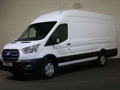 Wit Nieuw 2025 Ford E-Transit Trend Van | € 47.950