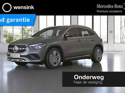 Grijs Occasion 2020 Mercedes GLA250 Style SUV | € 32.850 (Eerlijke prijs)