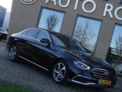 tweedehands Mercedes E200 Avantgarde - Automaat, Leder, Xenon/Led, Achteruitrijcamera, Navigatie, Multimedia, Dode Hoek, Adaptieve Cruise, Airco/ECC, Parkeersensoren