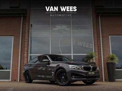 Grijs Gebruikt 2017 BMW 330 Executive Hatchback | € 18.950 (Eerlijke prijs)