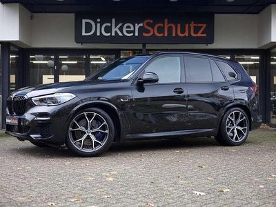 Zwart Occasion 2022 BMW X5 M Sport SUV | € 73.950 (Duur)