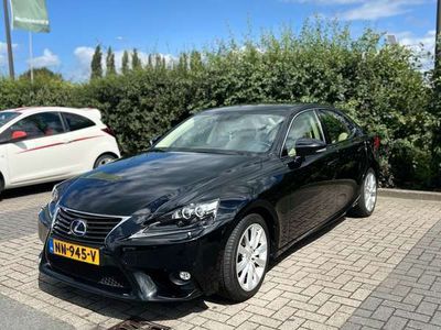 Lexus IS300h