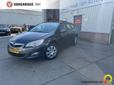 Grijs Gebruikt 2012 Opel Astra Business Edition Stationwagen | € 5.950 (Iets duurder)
