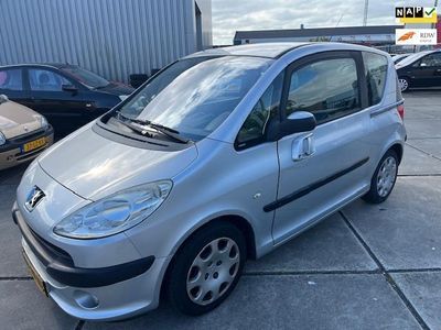 Peugeot 1007