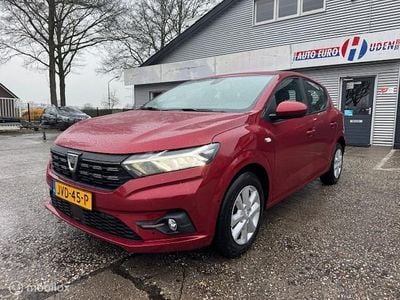 Occasion Dacia Sandero 67 PK (49 kW) 2022 Rood Hatchback