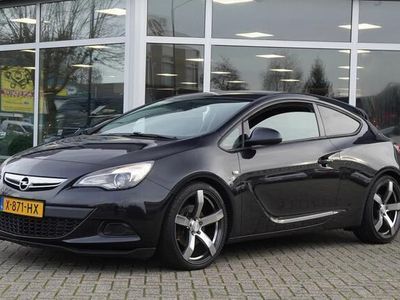 Opel Astra GTC