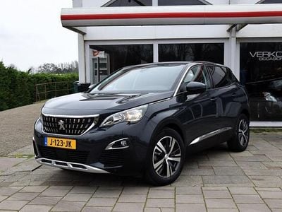 Grijs Occasion 2019 Peugeot 3008 Premium SUV | € 18.950 (Goede deal)
