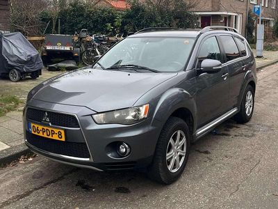 Grijs Gebruikt 2011 Mitsubishi Outlander Edition SUV | € 5.750 (Iets duurder)
