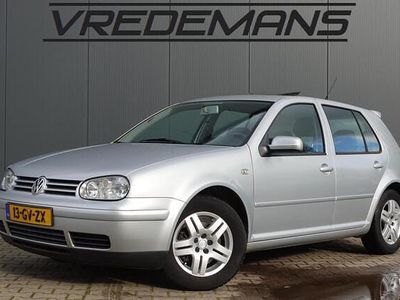 Grijs Gebruikt 2001 VW Golf IV Highline Hatchback | € 4.950 (Eerlijke prijs)