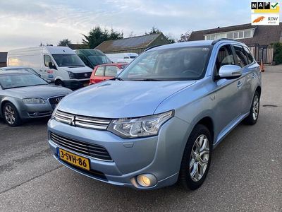 Blauw Occasion 2013 Mitsubishi Outlander Intense+ SUV | € 7.950 (Eerlijke prijs)