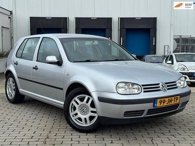 Occasion VW Golf IV Comfortline 75 PK (55 kW) 2002 Grijs (metallic) Hatchback