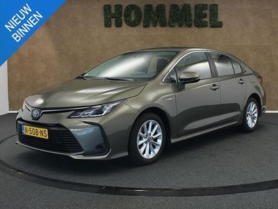 Groen Occasion 2022 Toyota Corolla Business Edition Sedan | € 21.950 (Eerlijke prijs)