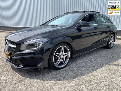 Zwart Occasion 2016 Mercedes CLA180 Prestige Sedan | € 14.950 (Eerlijke prijs)
