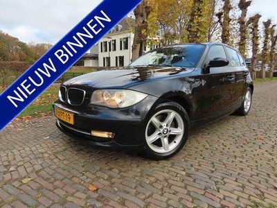 Zwart (metallic) Occasion 2008 BMW 116 Hatchback | € 3.495 (Eerlijke prijs)