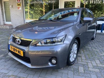 Lexus CT200h