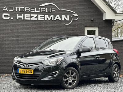 tweedehands Hyundai i20 1.2i Black pack Airco Nieuwe APK Dealer Onderhoude