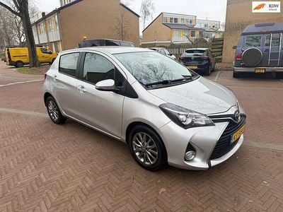 Occasion Toyota Yaris 99 PK (72 kW) 2016 Grijs Hatchback