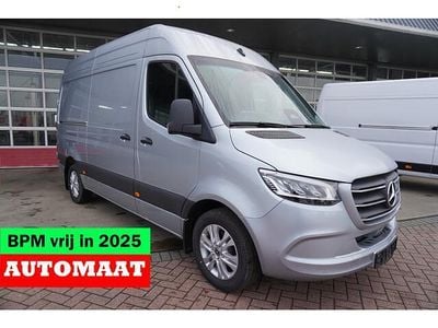 Grijs Occasion 2024 Mercedes Sprinter Van | € 55.750 (Goede deal)