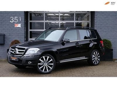 Zwart (metallic) Occasion 2008 Mercedes GLK280 SUV | € 11.950 (Goede deal)