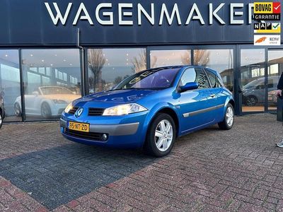 Blauw Gebruikt 2004 Renault Mégane II Luxe Hatchback | € 3.250 (Duur)