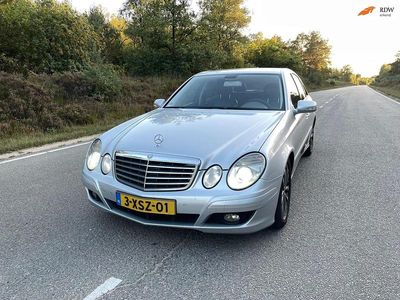 Grijs Gebruikt 2007 Mercedes E200 Avantgarde Sedan | € 3.250 (Duur)