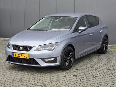 Occasion Seat Leon X-Perience CONNECT 125 PK (91 kW) 2017 Grijs Stationwagen