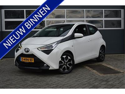 Occasion Toyota Aygo X-play 73 PK (53 kW) 2020 Wit Hatchback