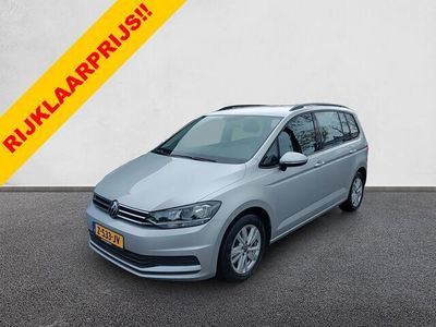 tweedehands VW Touran 1.5 TSI Comfortline 7p aircocruisenavigatieapp