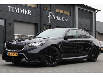 Zwart Occasion 2024 BMW M5 Sedan | € 129.850 (Eerlijke prijs)