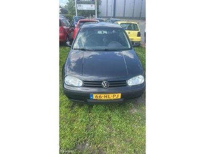 VW Golf IV