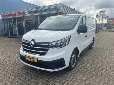 Wit Gebruikt 2023 Renault Trafic MPV | € 18.950