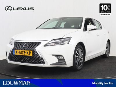 Lexus CT200h