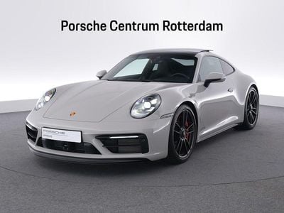 Porsche 911 Carrera 4 GTS