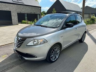 Occasion Lancia Ypsilon Platinum 86 PK (63 kW) 2011 Grijs Hatchback