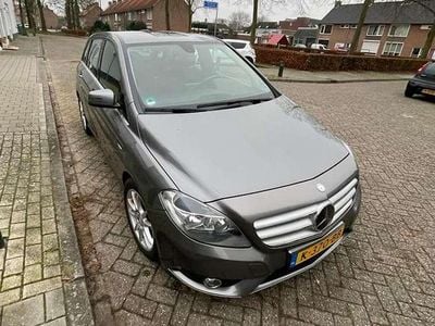 Occasion Mercedes B200 156 PK (114 kW) 2012 Zilver MPV
