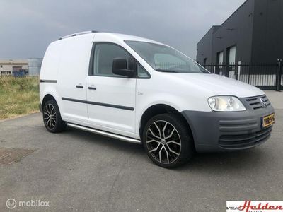 tweedehands VW Caddy Bestel 1.4 Benzine! Trekhaak Dakrail Sidebars Lichtmetaal Schuifdeur en Slechts 138000KM!