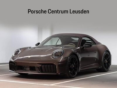 Bruin (metallic) Nieuw 2025 Porsche 911 Carrera Cabriolet Cabriolet | € 316.791