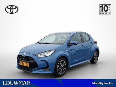 Blauw metallic Occasion 2020 Toyota Yaris Edition Hatchback | € 18.950 (Eerlijke prijs)