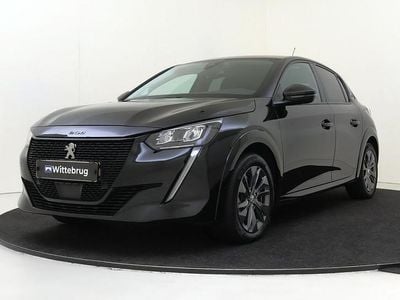 Zwart Occasion 2022 Peugeot e-208 Allure Hatchback | € 15.925 (Eerlijke prijs)