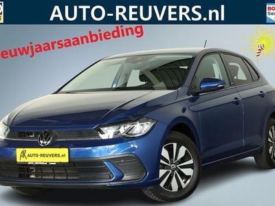 Blauw Gebruikt 2024 VW Polo Move Hatchback | € 19.900 (Goede deal)