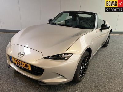 tweedehands Mazda MX5 1.5 SkyActiv-G 132 Luxury uit 2022 Rijklaar + Fabrieks garantie tot 11-2025 Henk Jongen Auto's in Helmond, al 50 jaar service zoals 't hoort!
