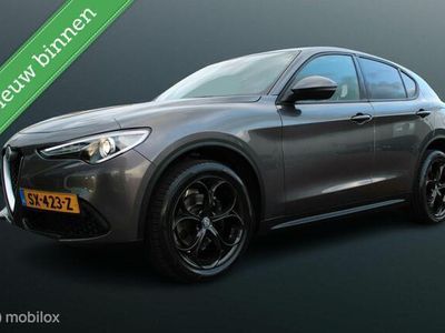 tweedehands Alfa Romeo Stelvio 2.0 T AWD Super Veloce Interieur, 20 Inch QV velgen, Donker glas, Stoel-stuurverwarming, Clima, Navi, Cruise, Electrische achterklep, Xenon