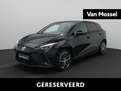 Zwart Gebruikt 2023 MG MG4 EV Luxury Hatchback | € 23.495 (Eerlijke prijs)