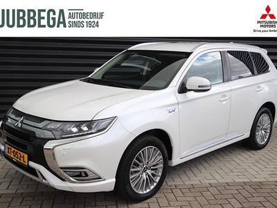 Wit Occasion 2019 Mitsubishi Outlander Intense SUV | € 18.895 (Eerlijke prijs)